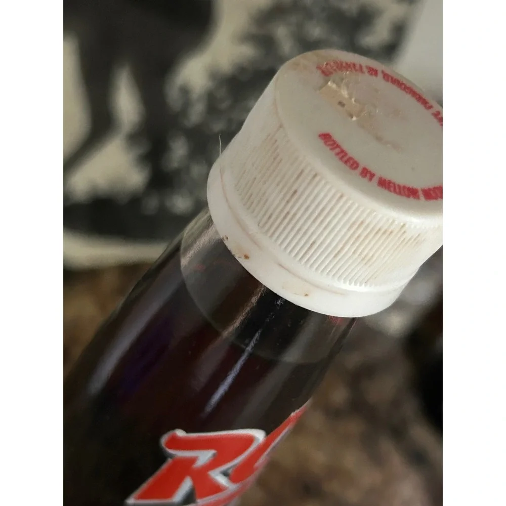 Vintage RC Cola 12 fl oz Bottle‎ Santa Claus Christmas Holiday Collectible